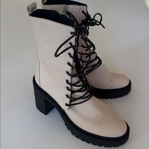 Free People Dylan Lace Up Boots in Ivory Cream Leather Platform Lug Zip Size 8.5